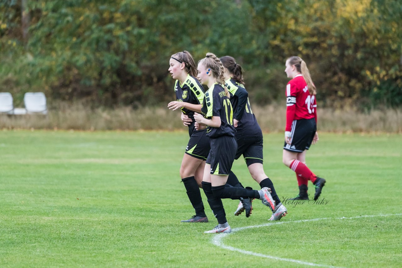 Bild 101 - B-Juniorinnen SG Mittelholstein - SV Frisia 03 Risum-Lindholm : Ergebnis: 1:12